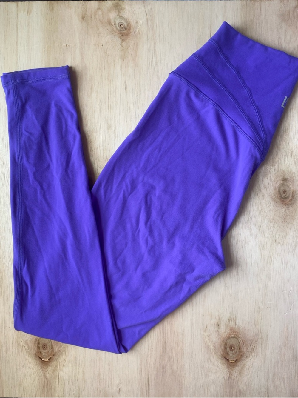 BUFFBUNNY Legacy Leggings - Picture 3 of 8